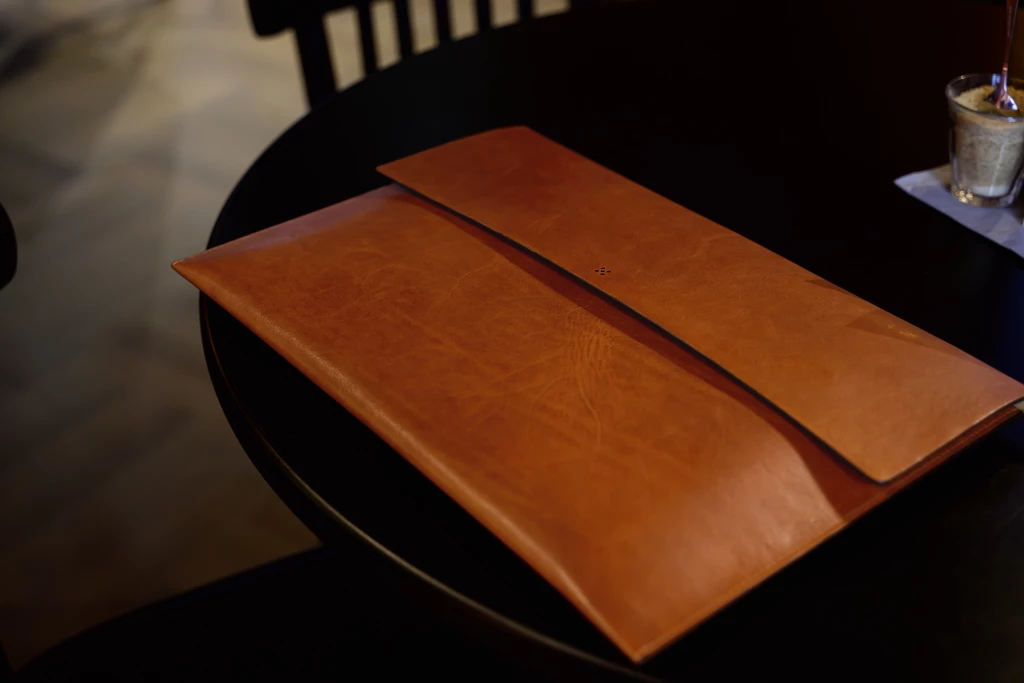 Briefcase SLYMM chestnut